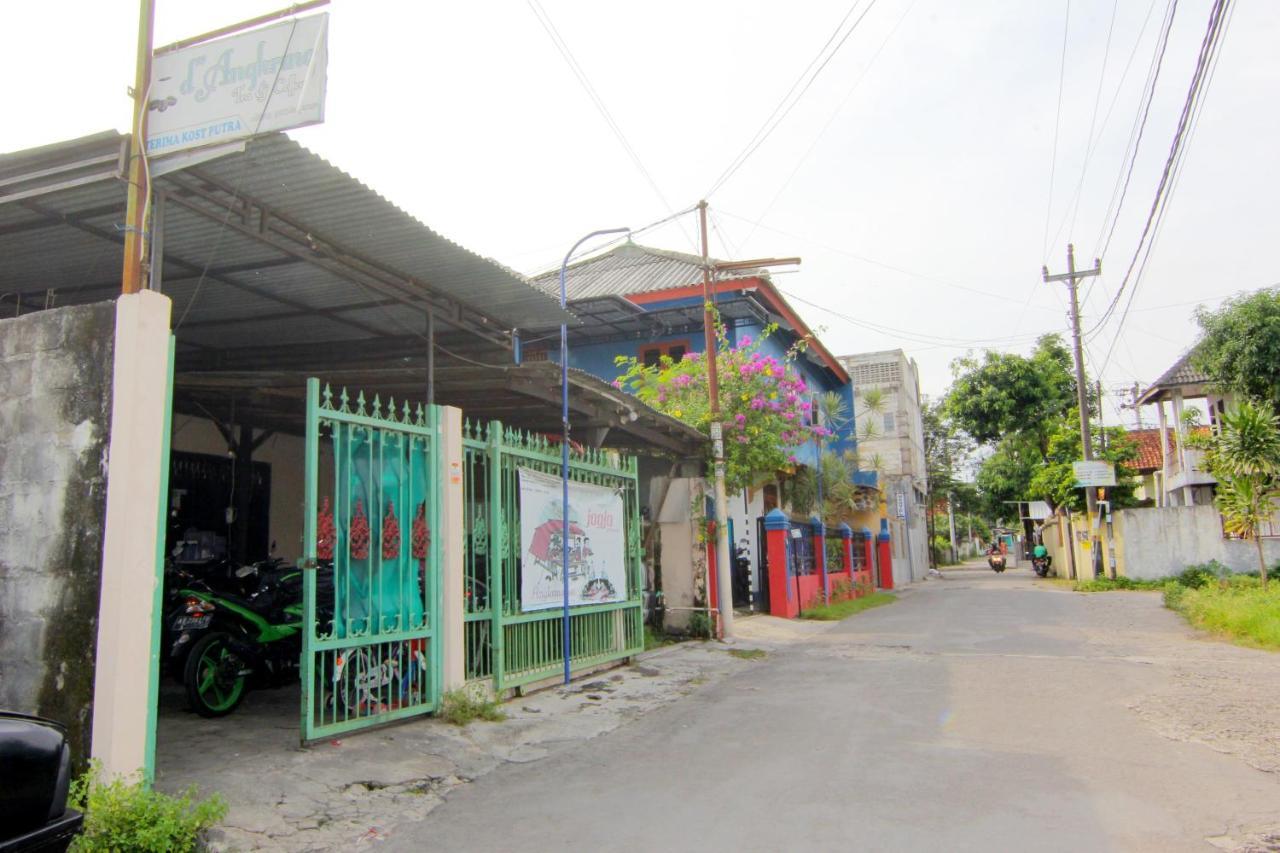 Maguwo 萨尔贾纳旅馆酒店 外观 照片